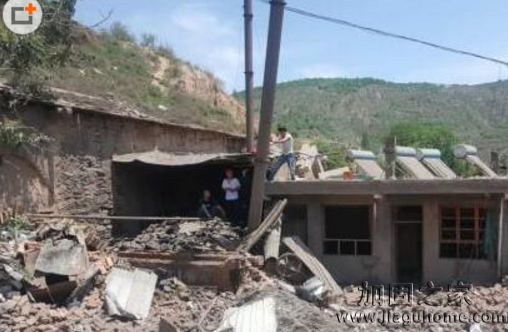 農(nóng)家鍋爐爆炸導(dǎo)致煙囪炸飛50米傷兩人，煙囪加固不可靠?