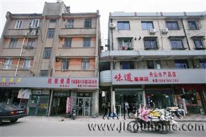 寧波高新區(qū)兩棟樓快貼一起了，地基加固能解決問題嗎？