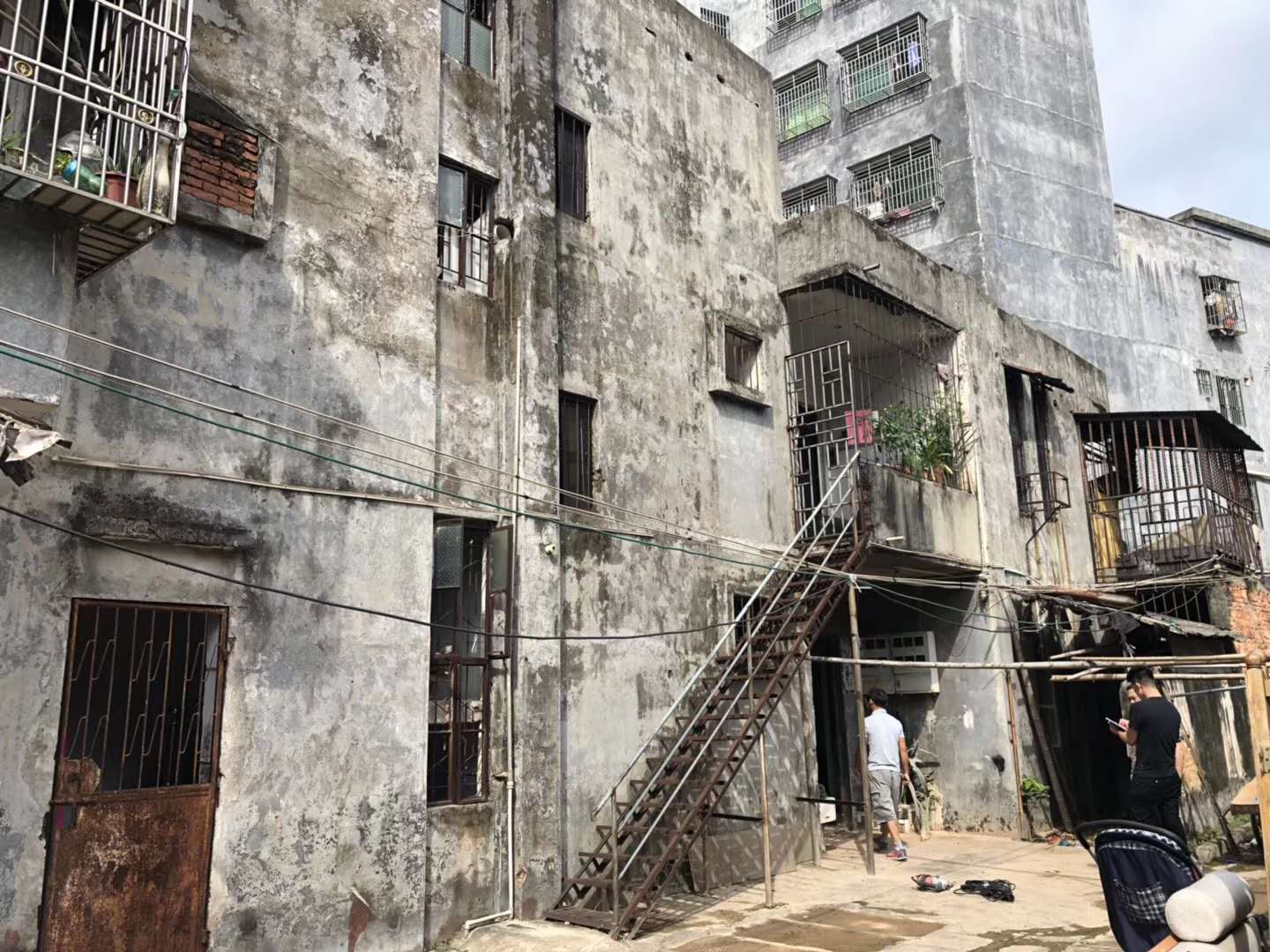 1541666834565410.jpg 92825062989083050.jpg