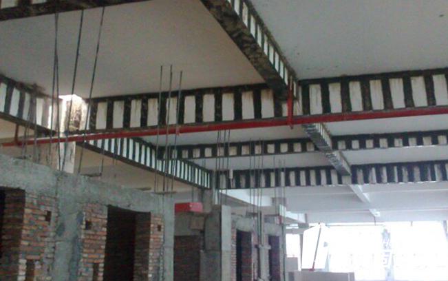 粘鋼法處理梁底時(shí)，需要注意哪些地方?