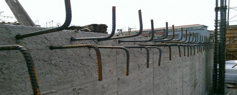 粘貼和錨固時(shí)，粘接界面為什么宜干燥?