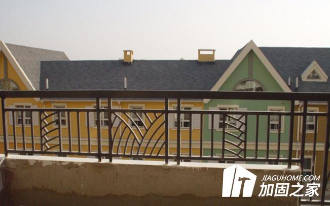 建筑常說(shuō)的女兒墻是什么，你知道多少?