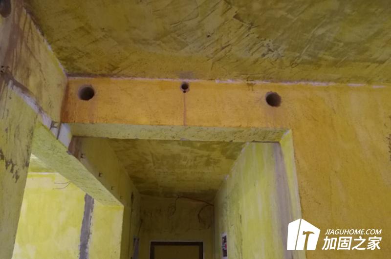 房屋房梁開(kāi)洞，該怎么補(bǔ)救?