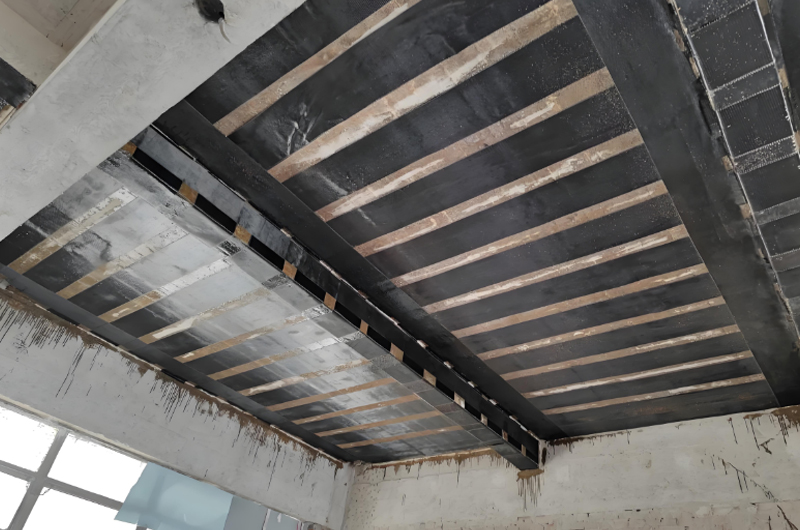 樓板粘貼碳纖維布加固法