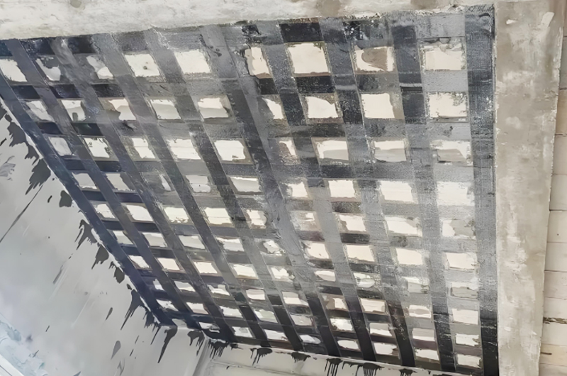 樓板結(jié)構(gòu)損傷加固：裂縫與開洞的隱性威脅